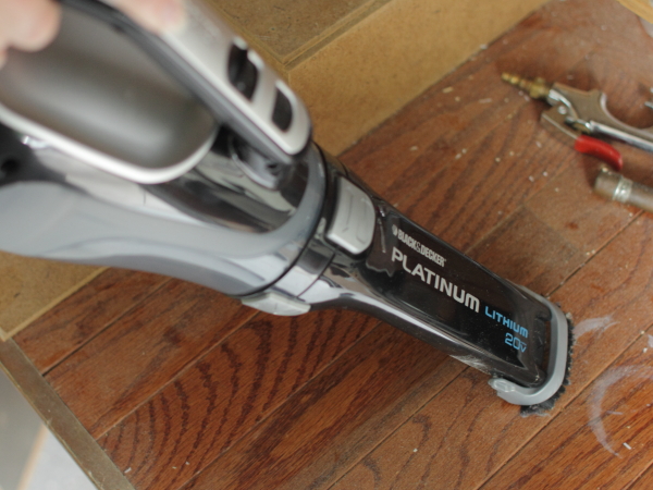 Black & Decker 20VMax Cordless Vac BDH2000L